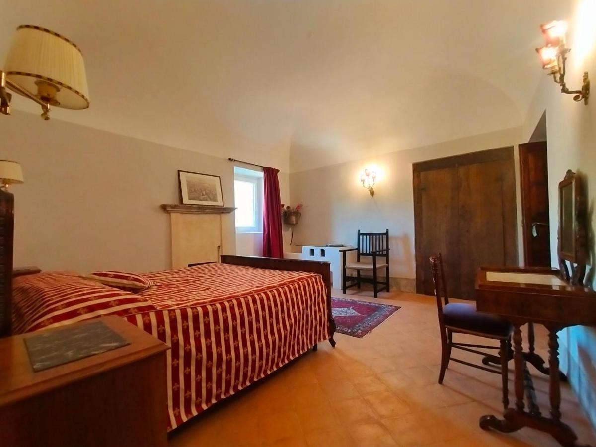 サント・ステーファノ・ディ・セッサーニオ Dimora Sessanio Bed & Breakfast エクステリア 写真